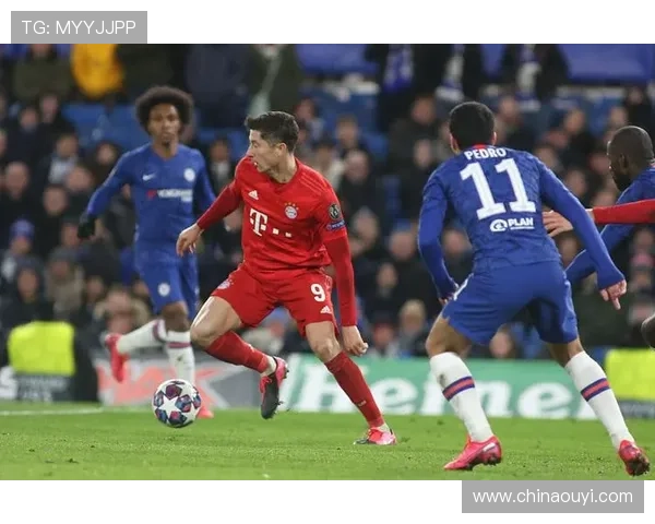 米兰尤文争莱万或需降薪七成